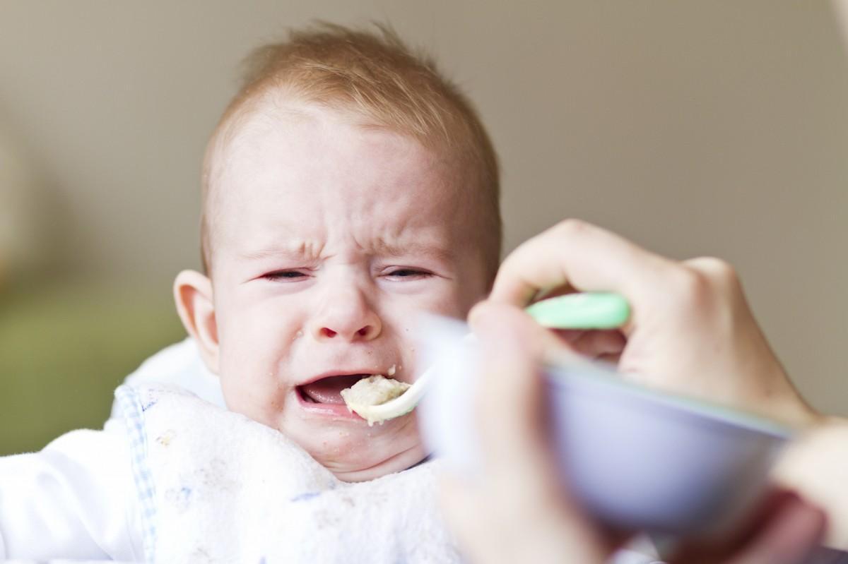Ребенок плохо ест что делать? почему ребенок не ест дома, в садике