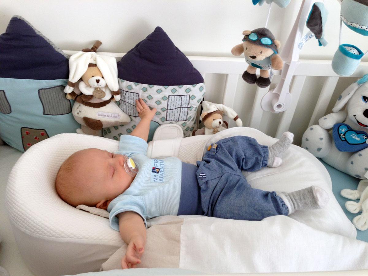Как застелить кровать для новорожденного