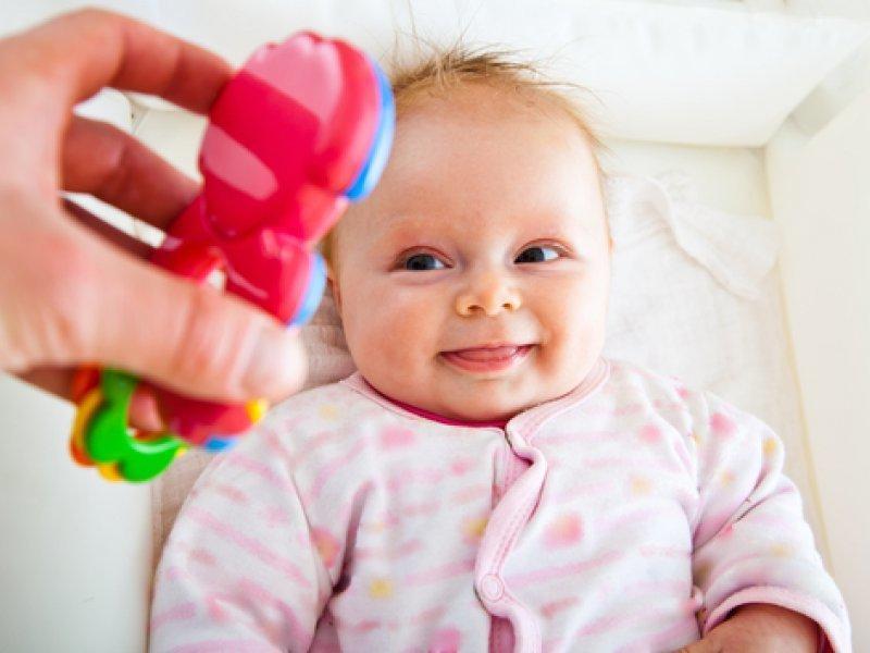 Развитие ребенка в первый месяц его жизни thumbnail