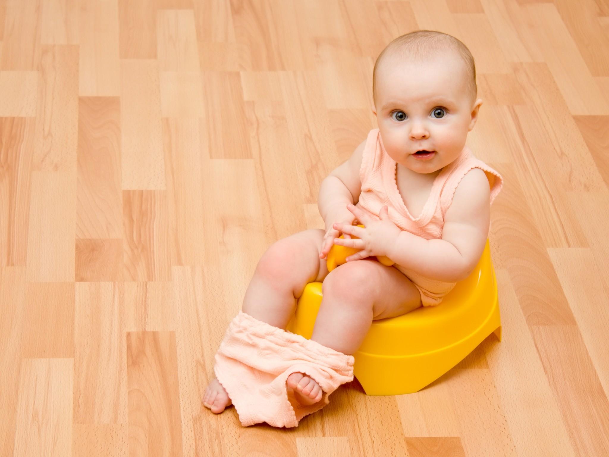 Проблемы со стулом у малыша нередко становятся причиной беспокойства родителей