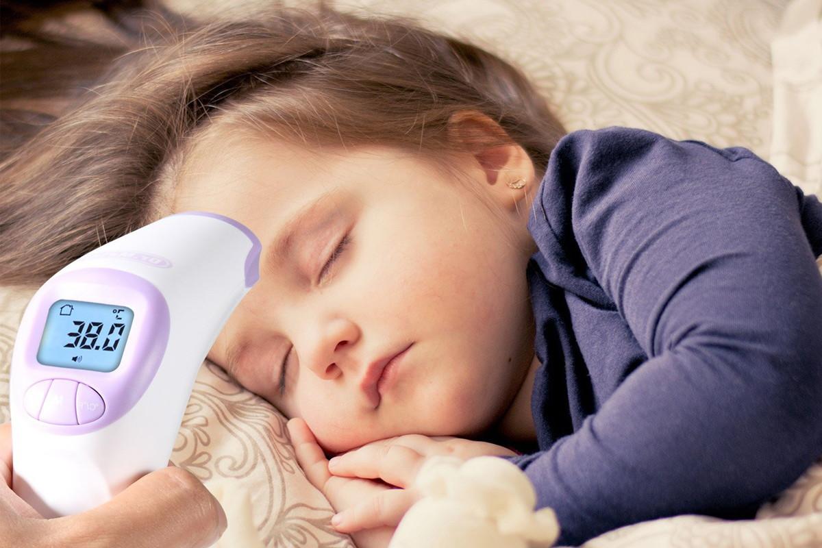 Как лечить кашель и насморк у месячного ребенка thumbnail