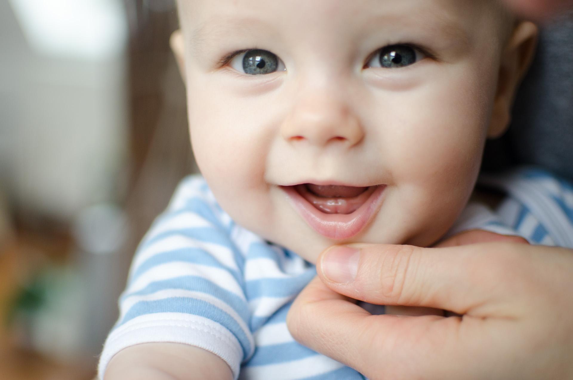 Нормы развития ребенка до года зубы thumbnail