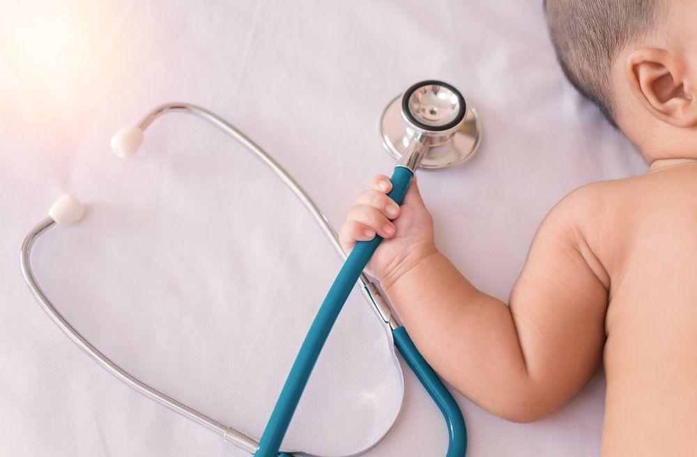 У ребенка 10 месяцев хриплый кашель чем лечить thumbnail