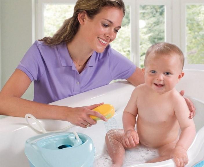 Чистота и усиленная гигиена позволят избежать многих проблем с кожей ребенка