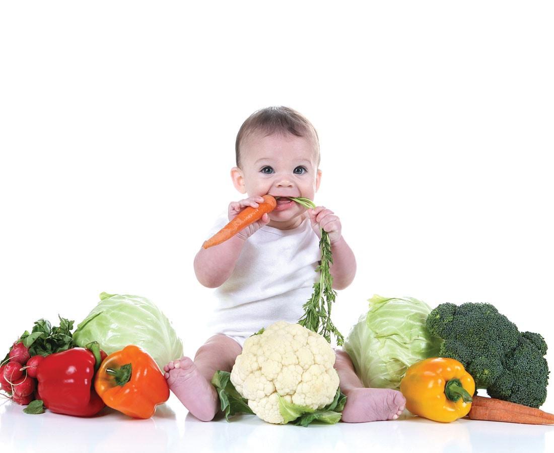 Важно ребенка приучать к личной гигиене и правильному питанию